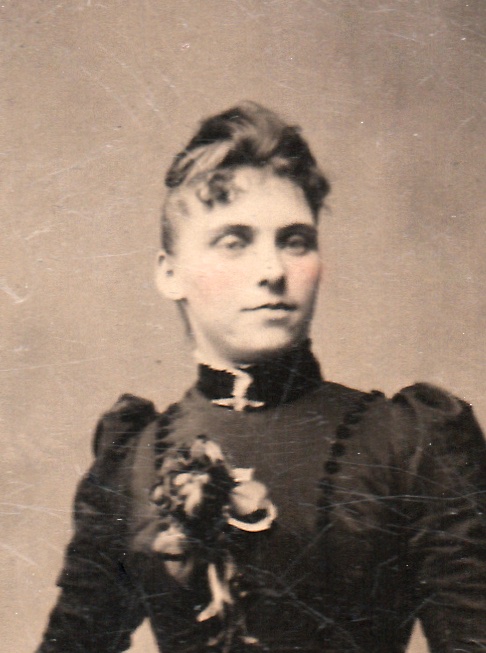 Mary Calhoon (1870-1900), circa 1892.